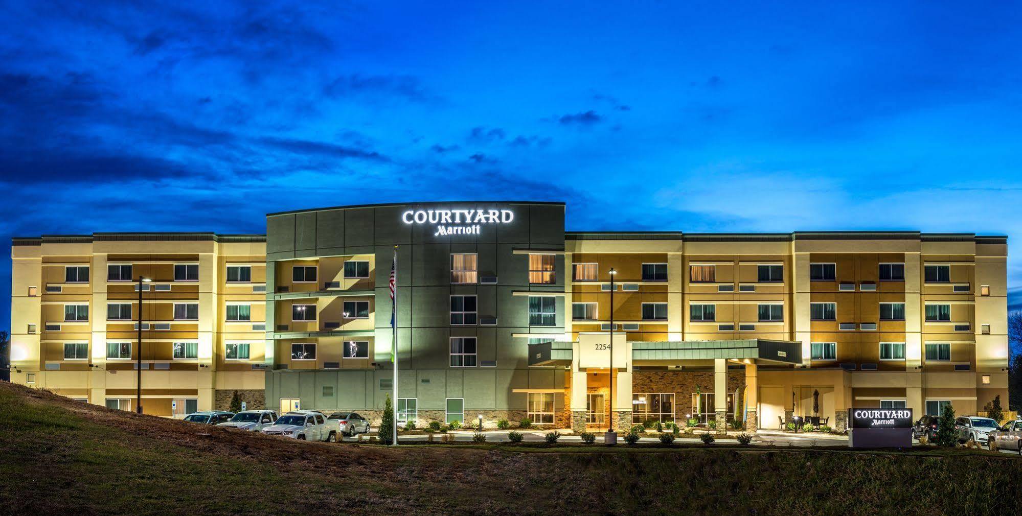 Courtyard By Marriott Сомерсет Екстер'єр фото